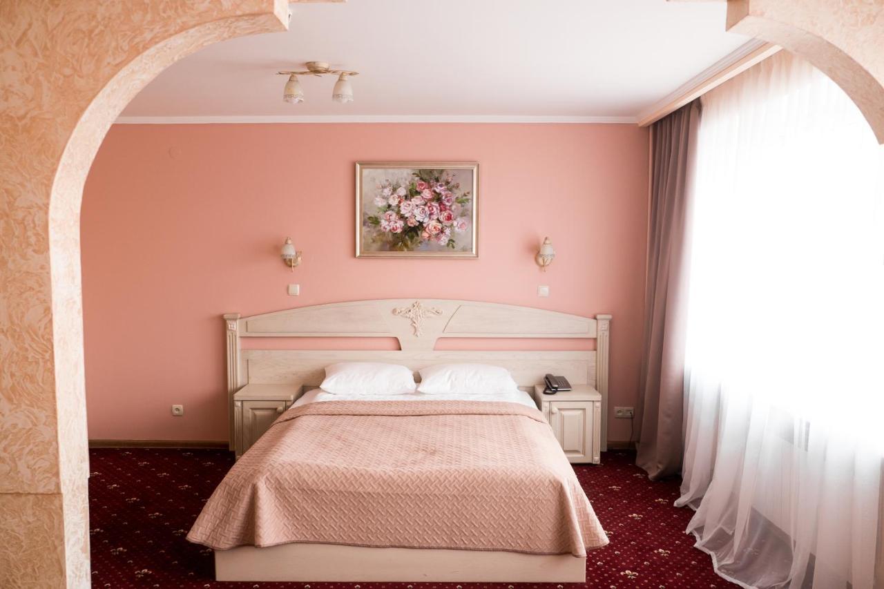 Hotel Halychyna Ternopil Exterior photo